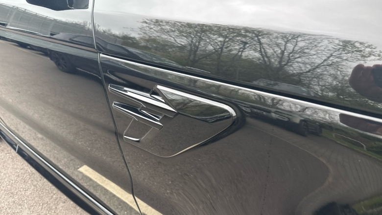 Land Rover Range Rover Sport 3.0 D300 Autobiography Dynamic 5dr Auto Diesel Estate